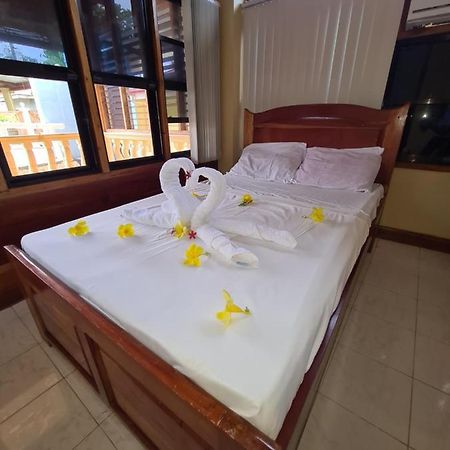 La-Familia Guest House Siquijor Eksteriør billede